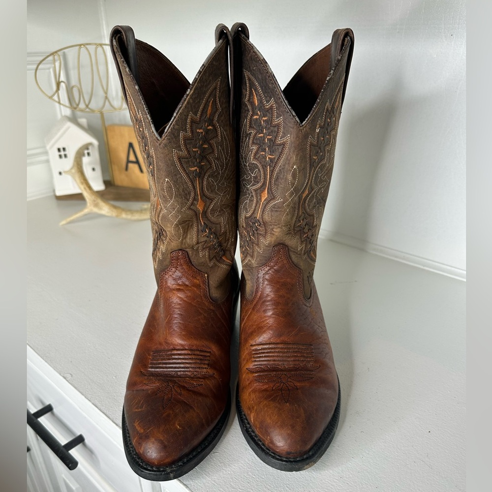 Ariat Brown Classic Embroidered Leather Western Cowboy Boots Men’s 7.5/Women’s 9 - Picture 2 of 8